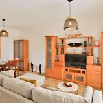 Vitalia In Holiday home *