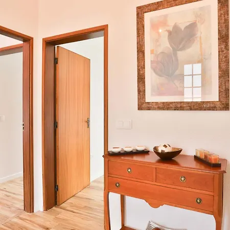 Vitalia In Vakantiehuis Machico (Madeira)