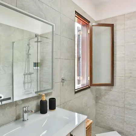 Vakantiehuis Vitalia In Machico (Madeira)